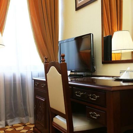 Garni Hotel Минск Екстериор снимка