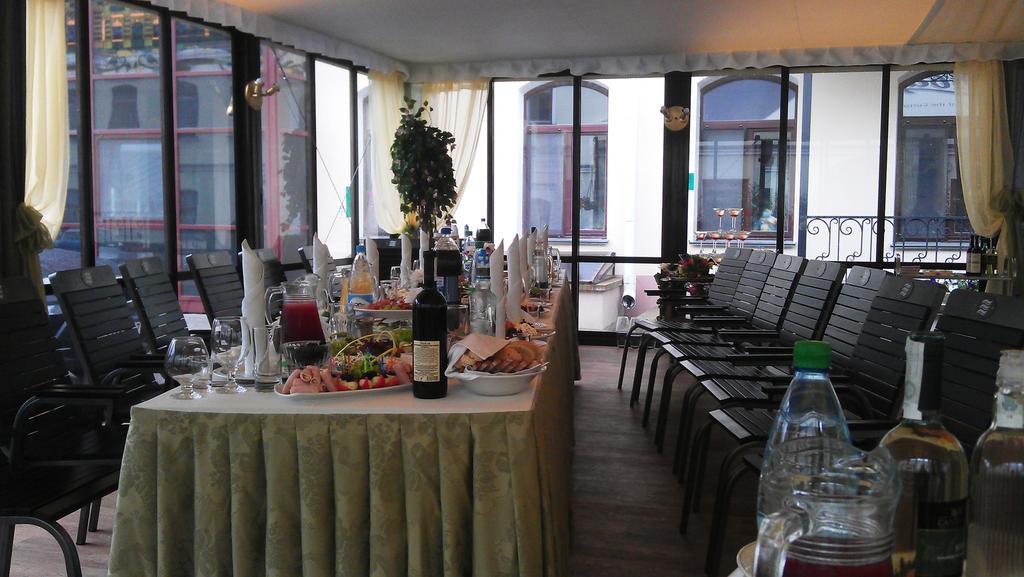 Garni Hotel Минск Екстериор снимка