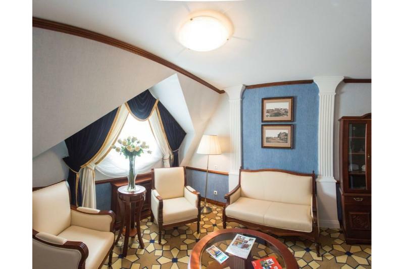 Garni Hotel Минск Екстериор снимка